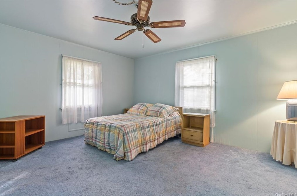 182 Ellsworth Ave, Harrison NY  10528-2015 exterior