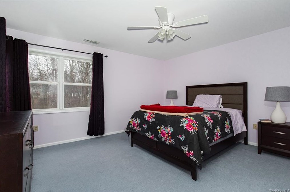 6 Rambling Brook Ln, Poughkeepsie NY  12601-5964 exterior