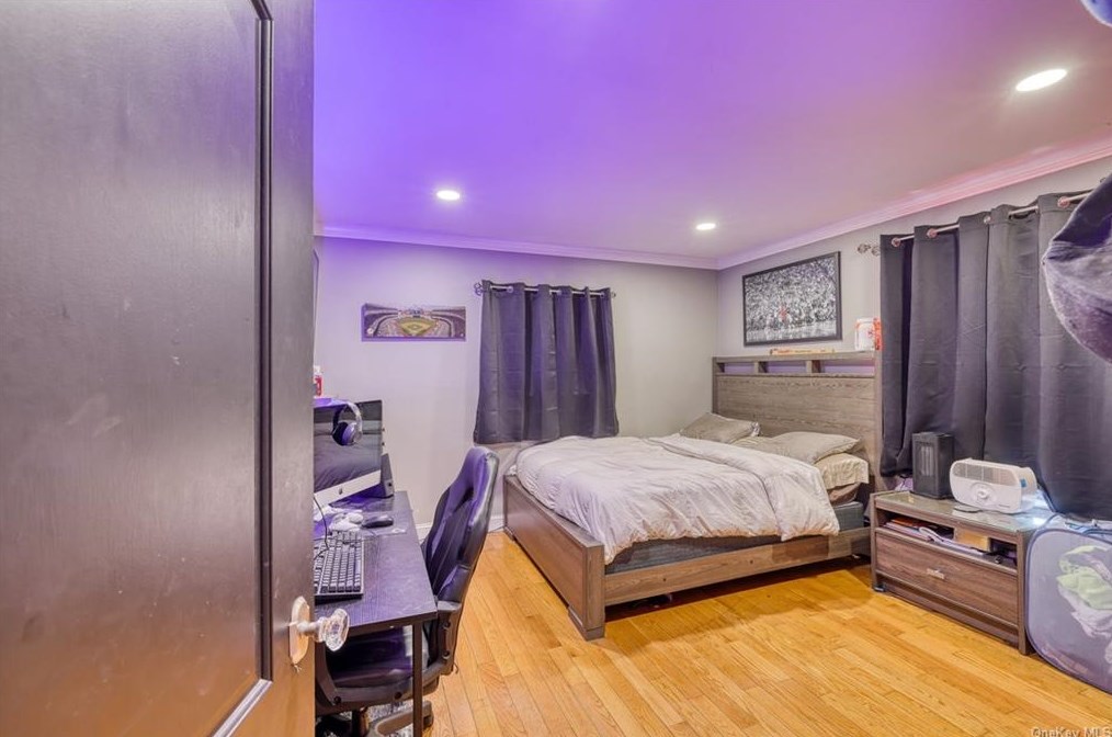 52 Valley View Rd, Bloomingburg NY  12721-5216 exterior