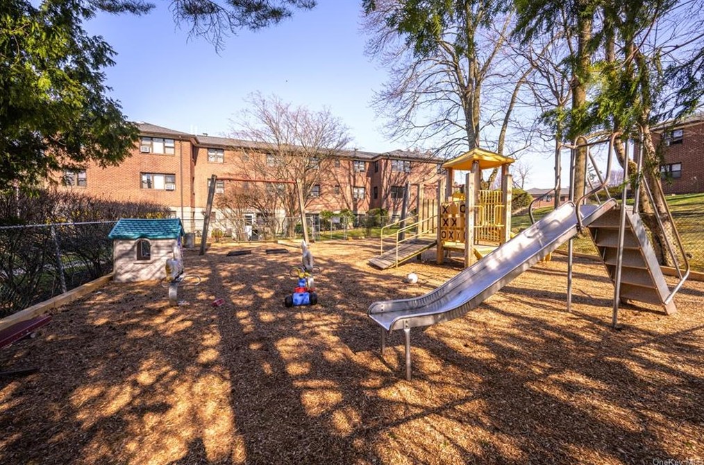 154 Martling Ave, North Tarrytown NY  10591-4754 exterior