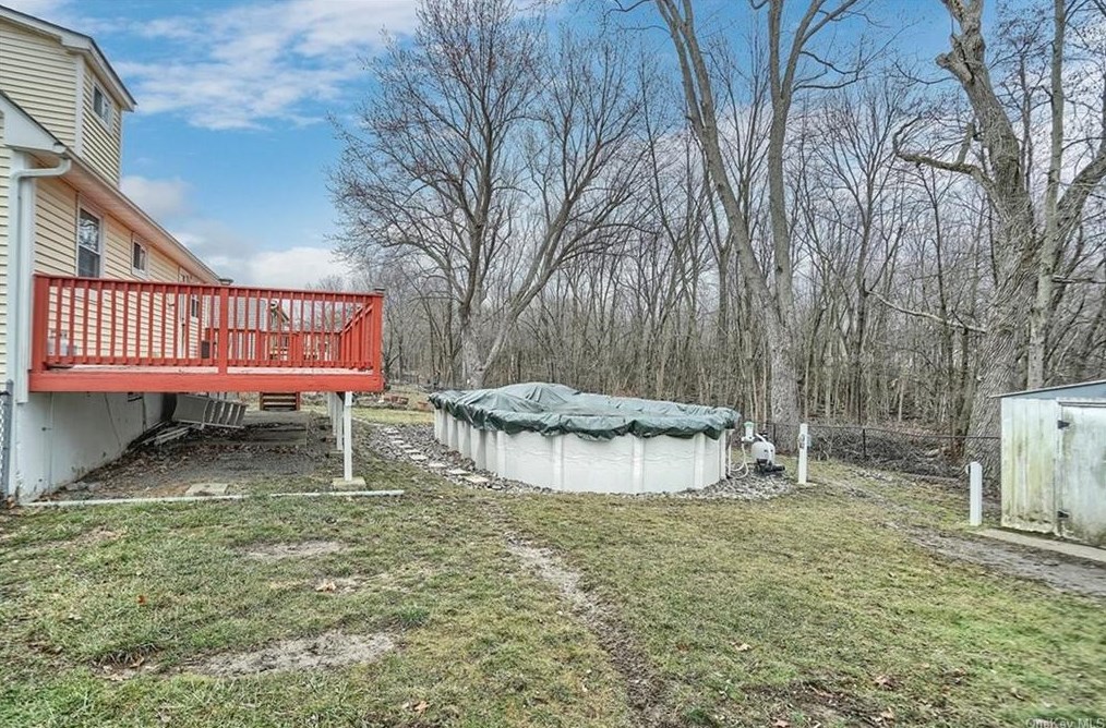 15 Dorothy Dr, Monroe NY  10950-4307 exterior