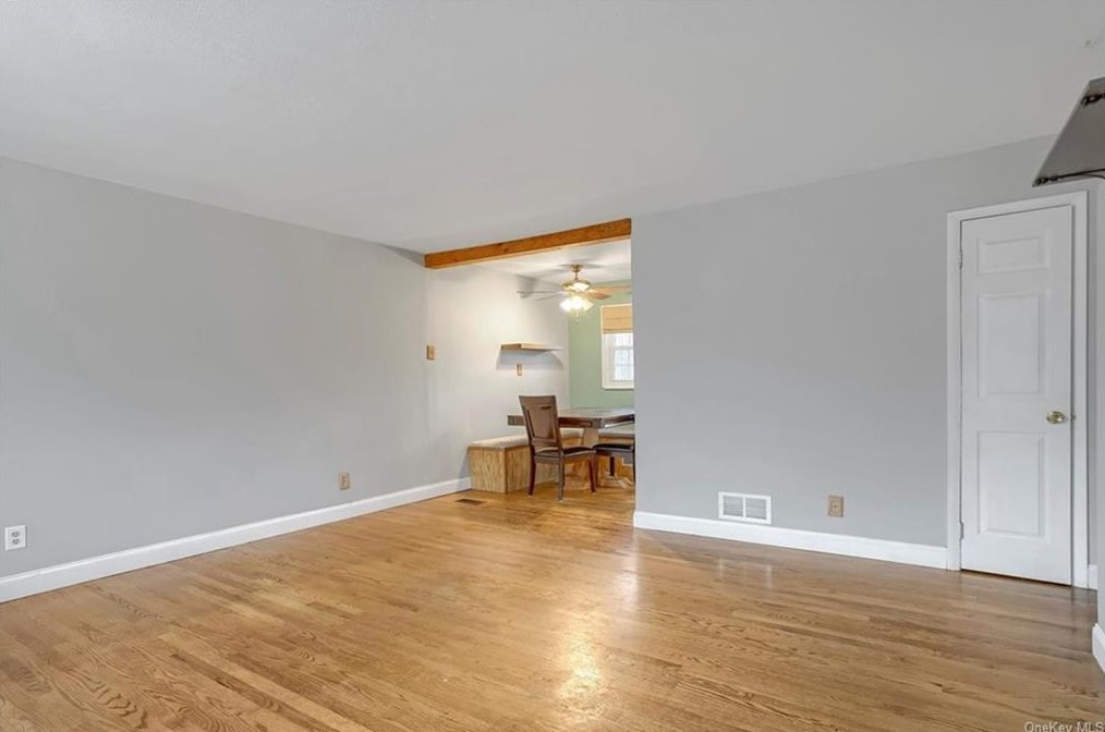 15 Dorothy Dr, Monroe NY  10950-4307 exterior