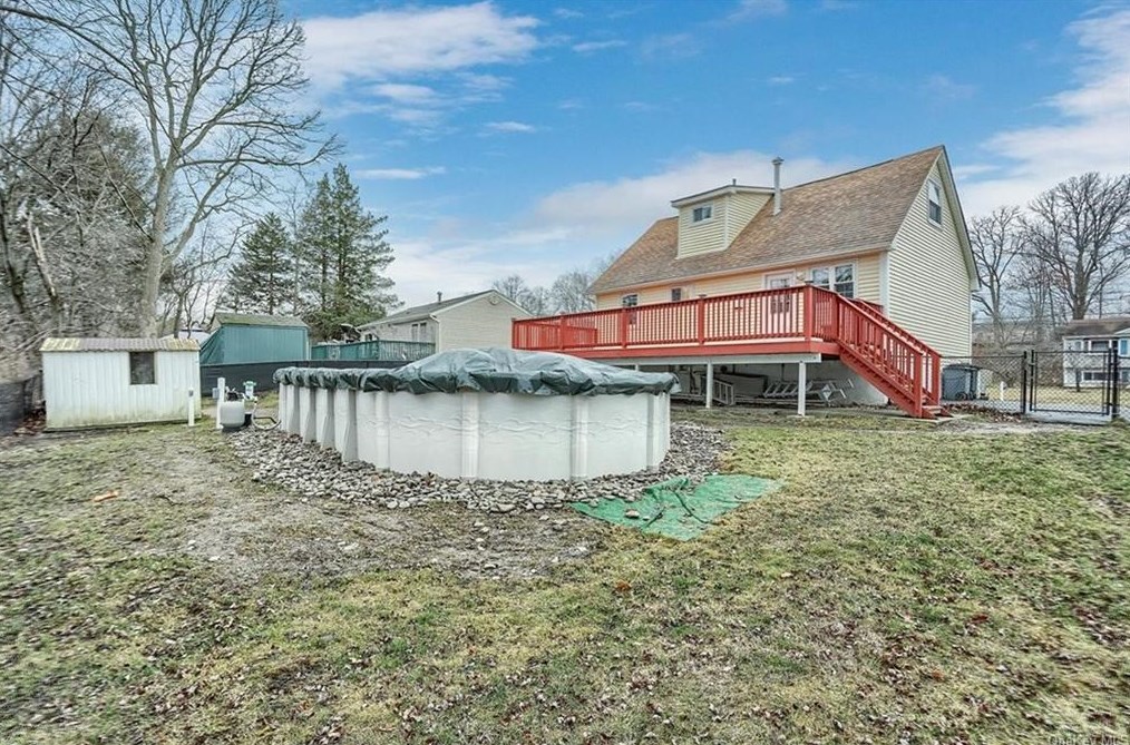 15 Dorothy Dr, Monroe NY  10950-4307 exterior