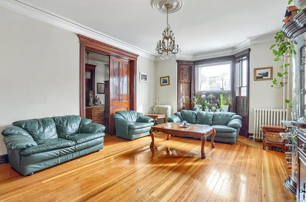 319 Lafayette Pl, Peekskill NY exterior