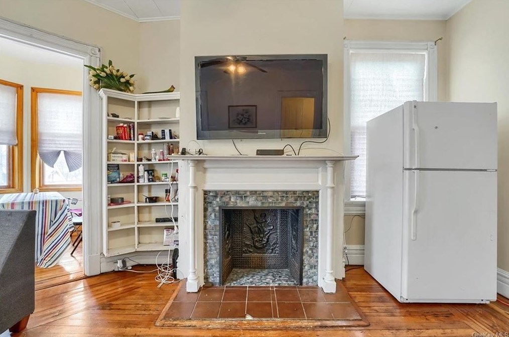 319 Lafayette Pl, Peekskill NY exterior