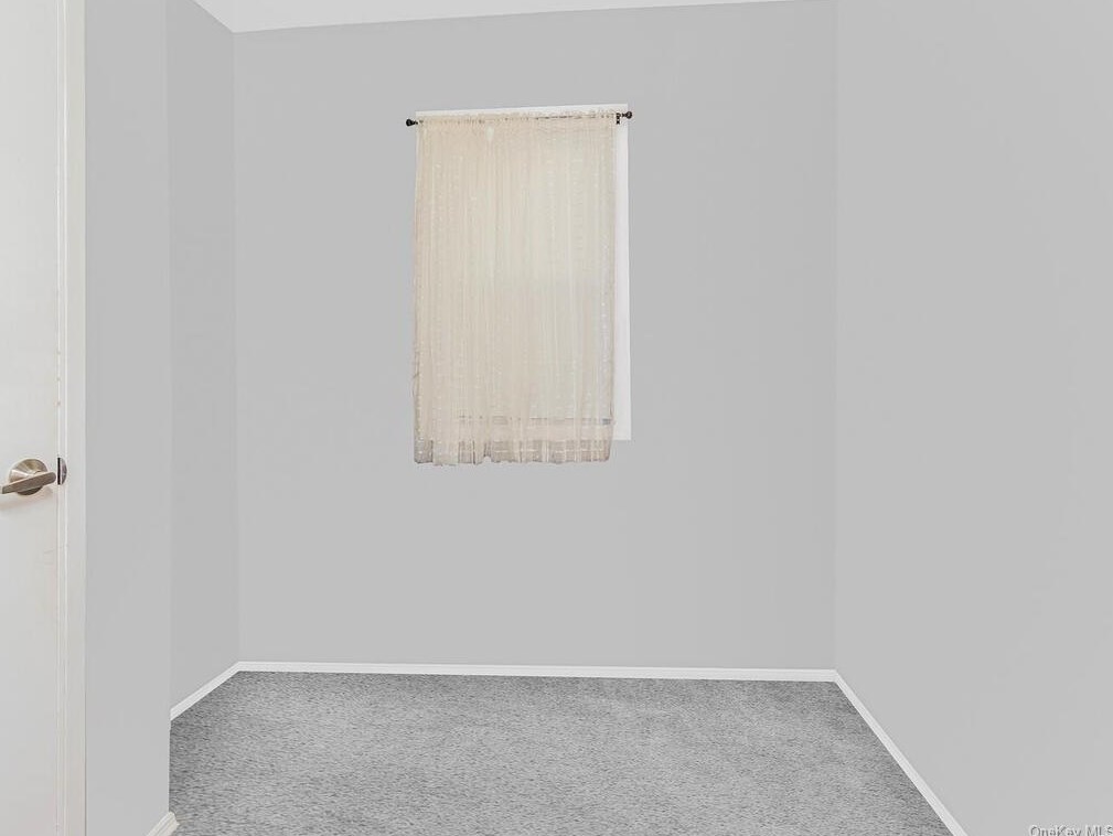 75 Chestnut St, Yonkers NY  10701-3407 exterior