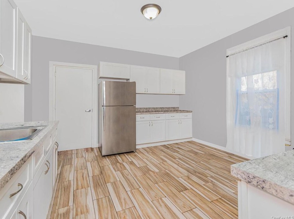 75 Chestnut St, Yonkers NY  10701-3407 exterior