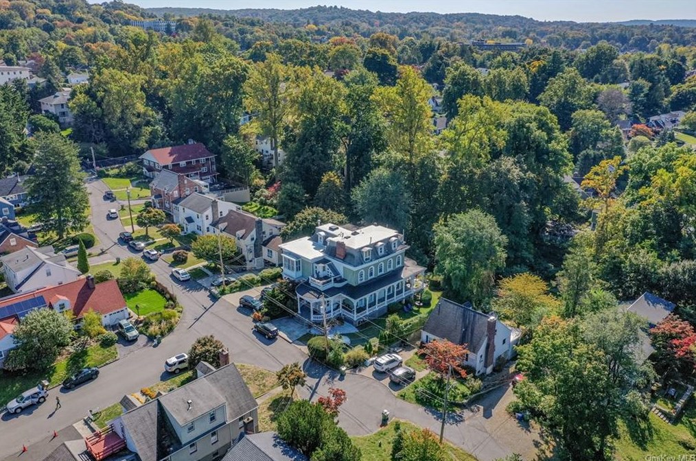 80 Church St, North Tarrytown NY  10591-4838 exterior