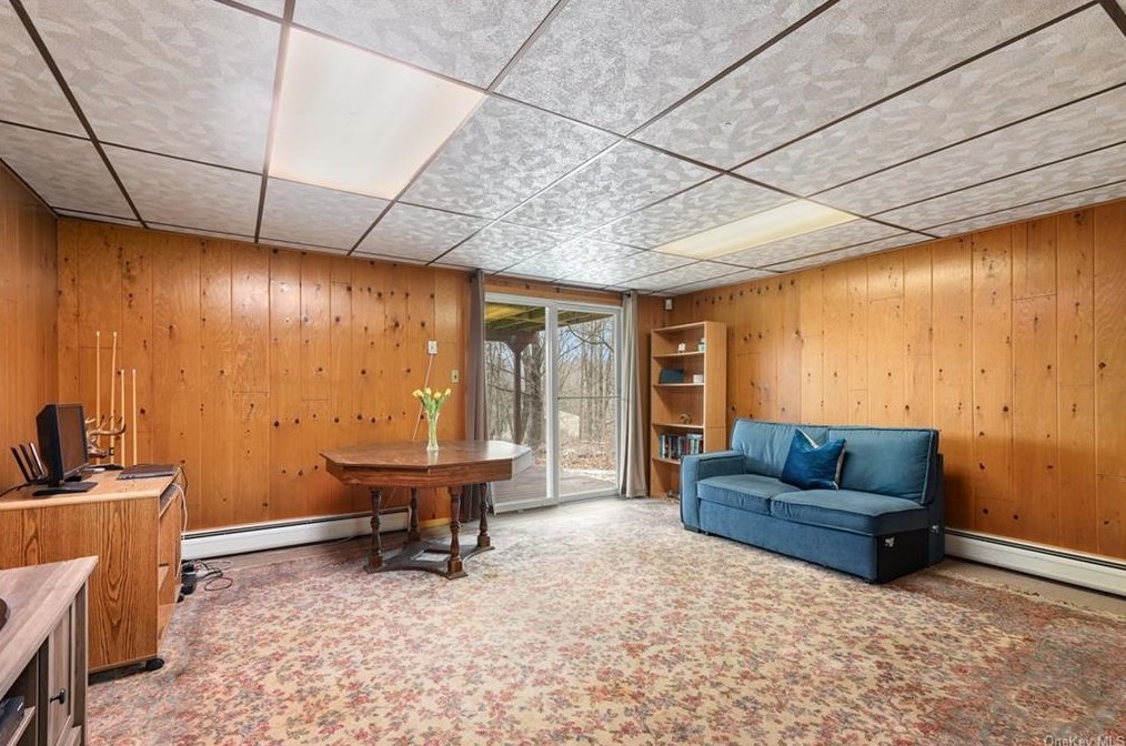 2621 Farsund Dr, Yorktown Hgts, NY 10598