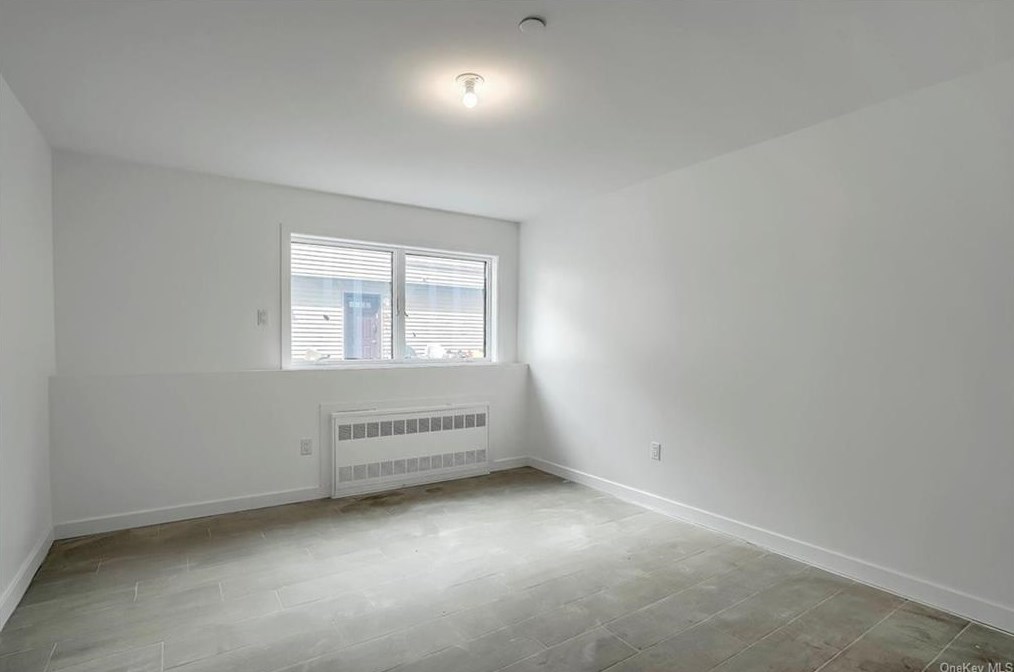 73 Church St, Chestnut Ridge NY  10977-4733 exterior