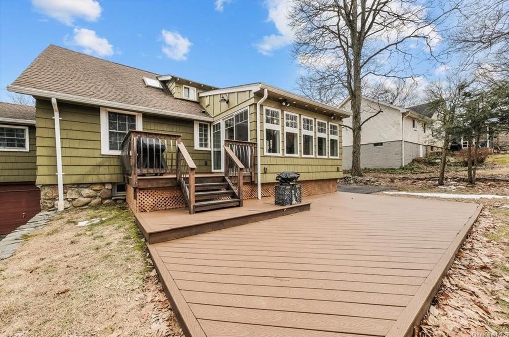 708 Forest Glen Rd, Monroe NY  10950-5546 exterior