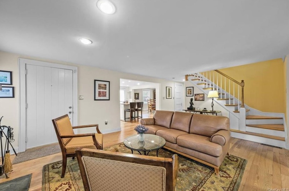 708 Forest Glen Rd, Monroe NY  10950-5546 exterior