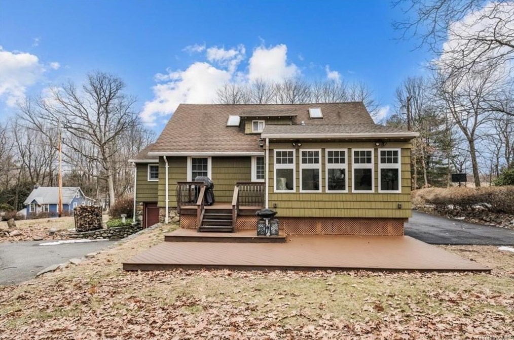 708 Forest Glen Rd, Monroe NY  10950-5546 exterior