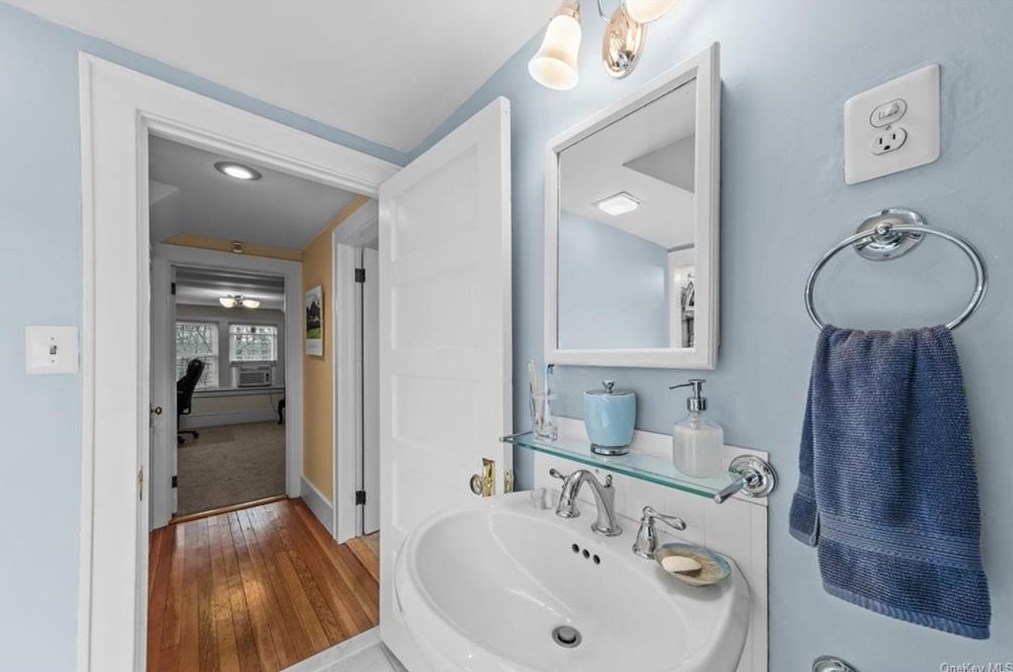 708 Forest Glen Rd, Monroe NY  10950-5546 exterior