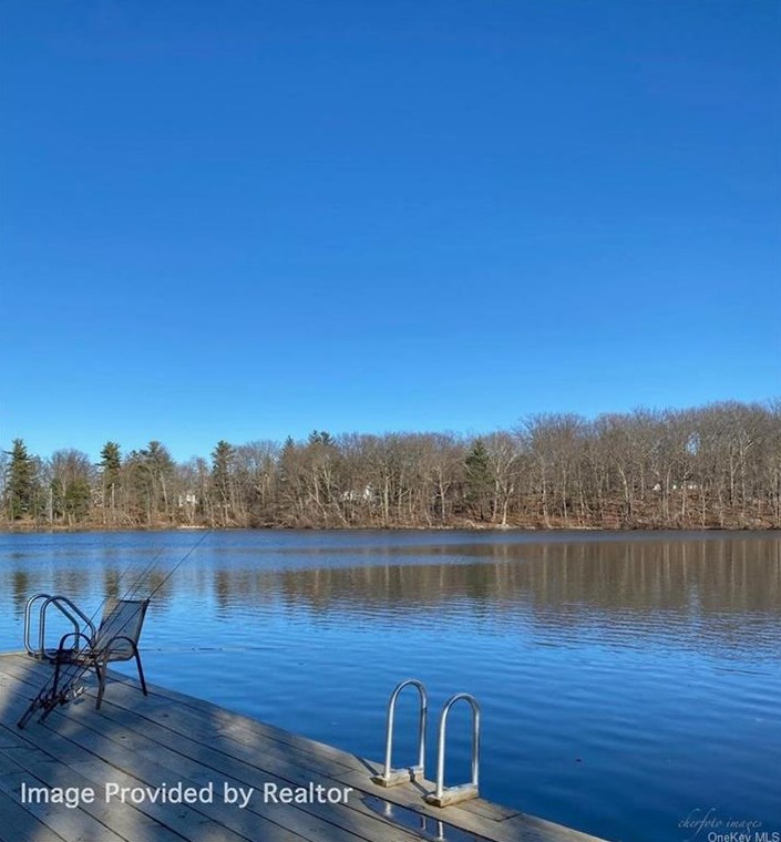 708 Forest Glen Rd, Monroe NY  10950-5546 exterior