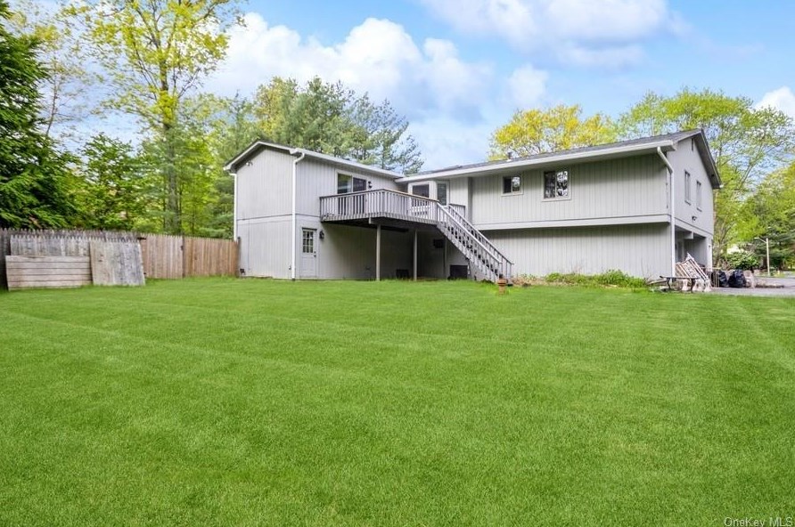 30 Brookline Way, New City NY  10956-4143 exterior