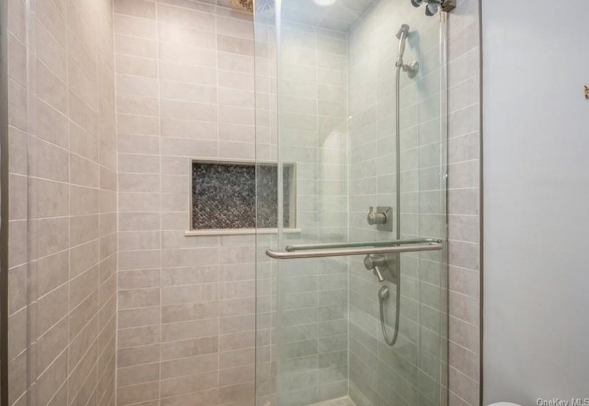 30 Brookline Way, New City NY  10956-4143 exterior