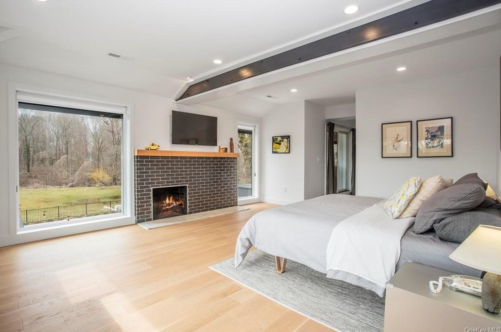 901 Skibo Ln, Mamaroneck NY  10543-4726 exterior