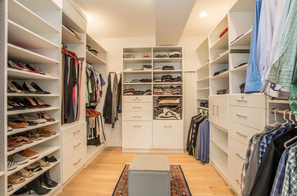 901 Skibo Ln, Mamaroneck NY  10543-4726 exterior