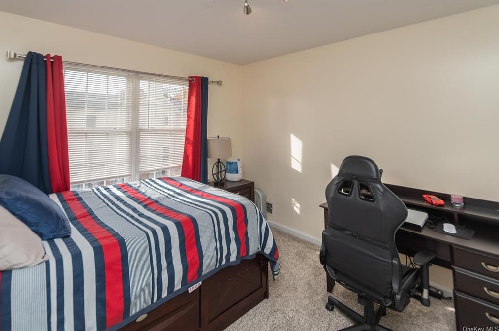 2638 Liberty Rdg, Newburgh NY  12553-4924 exterior