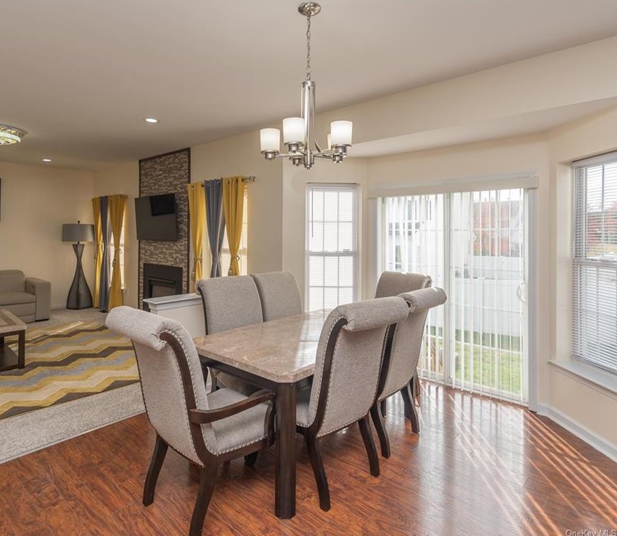 2638 Liberty Rdg, Newburgh NY  12553-4924 exterior