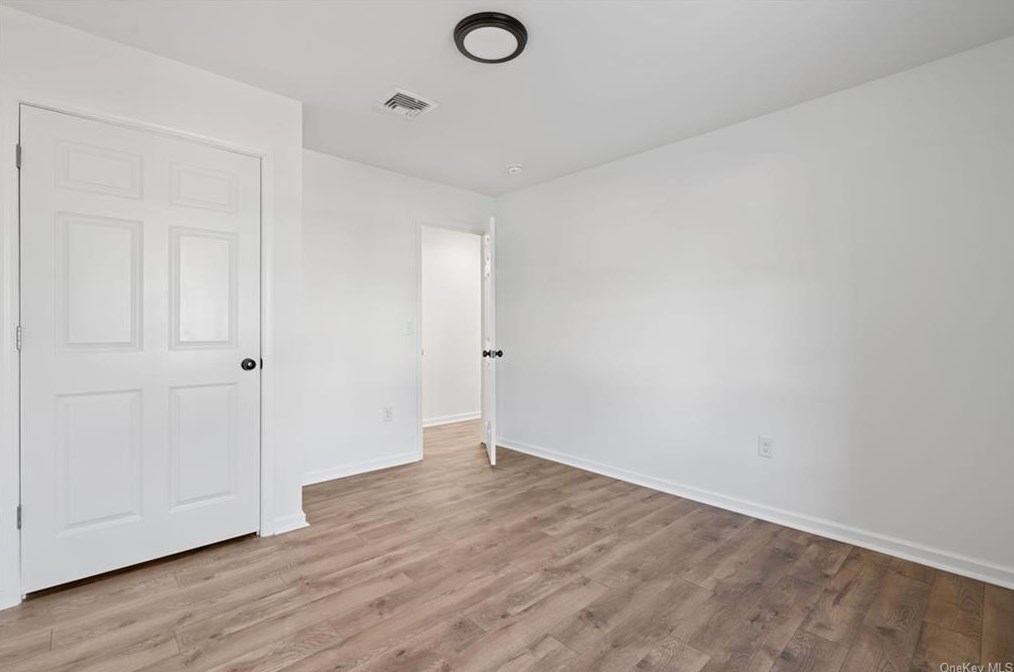 64 Oak St, Walden NY  12586-1241 exterior