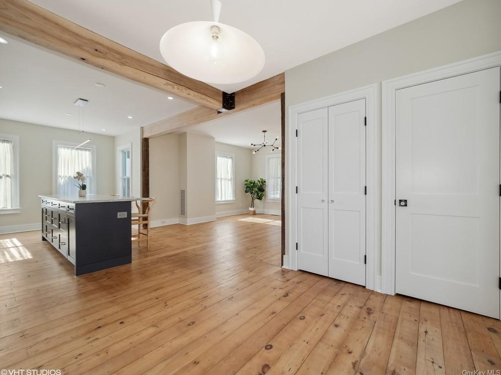 39 Ackerman St, Beacon NY 12508-2824 exterior