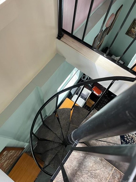 51 Mohican Trl, Glen Spey NY  12737-5915 exterior