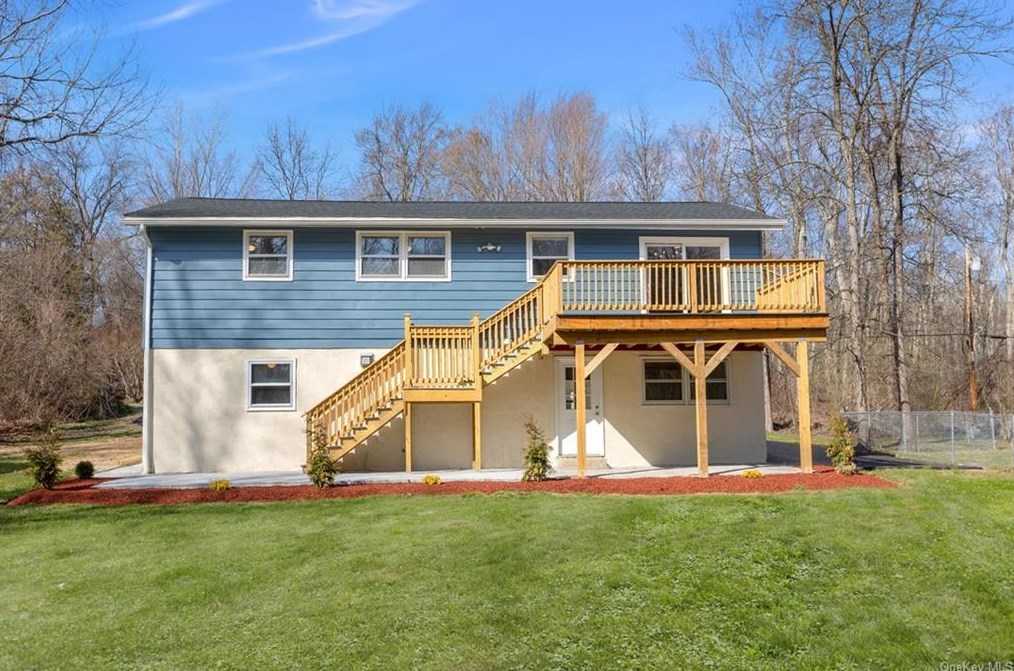 669 Gardnertown Rd, Newburgh NY  12550-1554 exterior