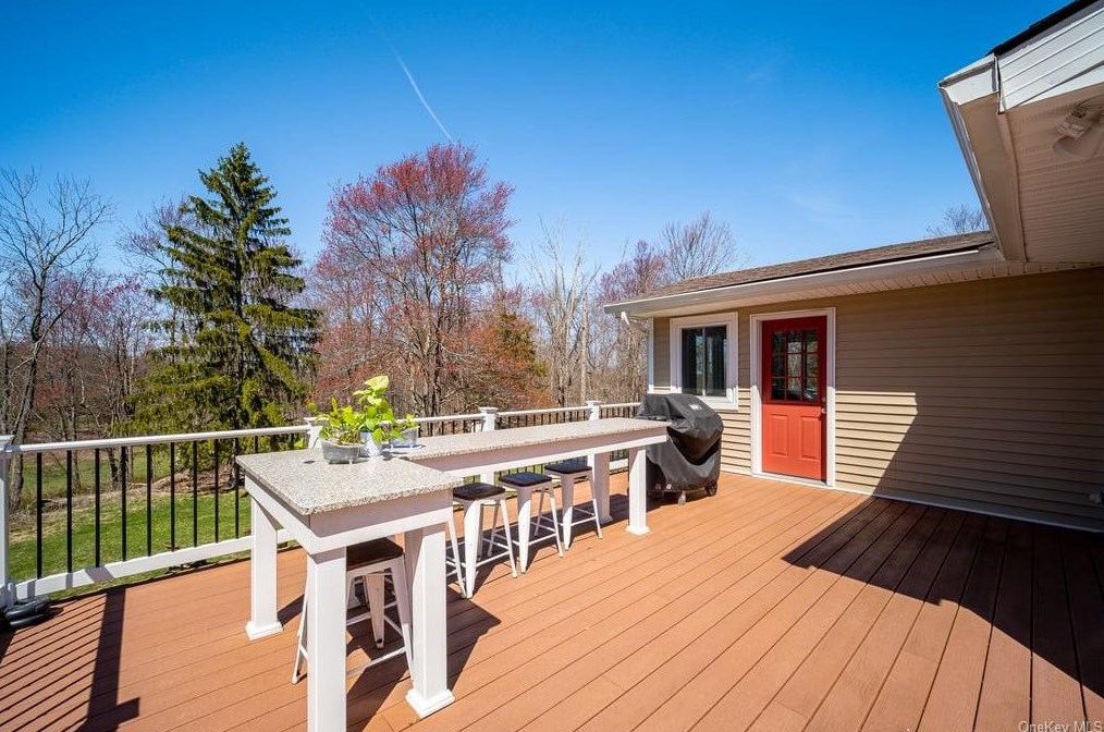 10 Karen Dr, Monroe NY  10950-4525 exterior