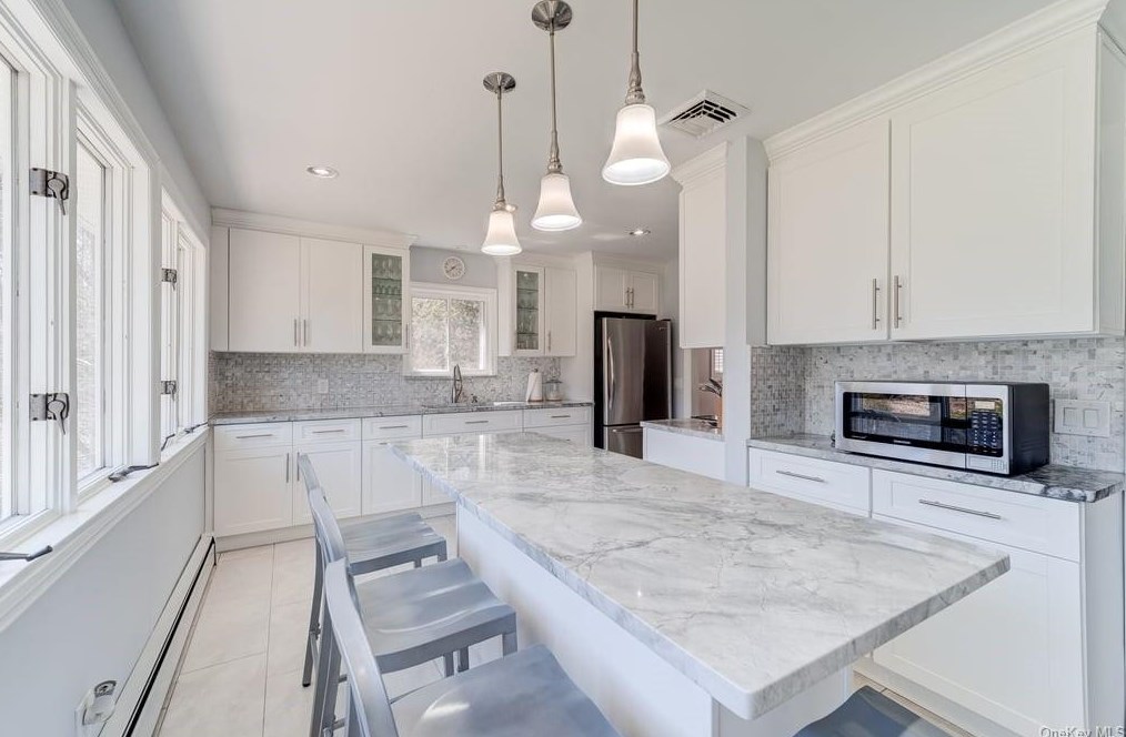 10 Karen Dr, Monroe NY  10950-4525 exterior