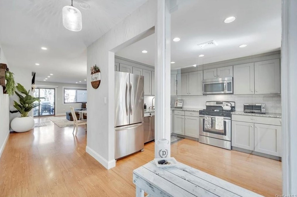 355 Martling Ave, North Tarrytown NY  10591-4711 exterior