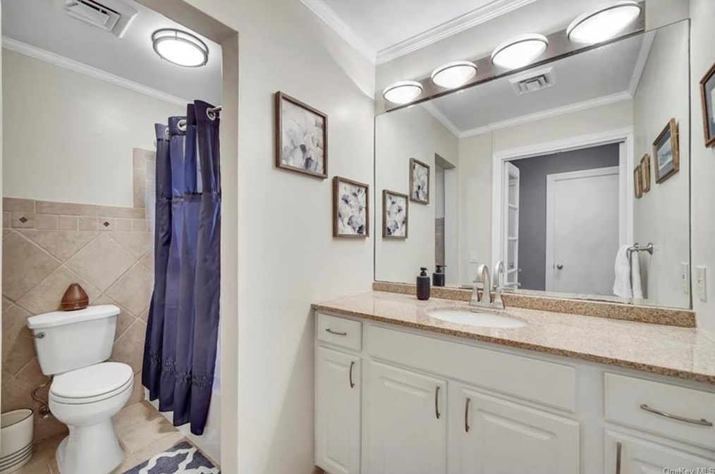 355 Martling Ave, North Tarrytown NY  10591-4711 exterior