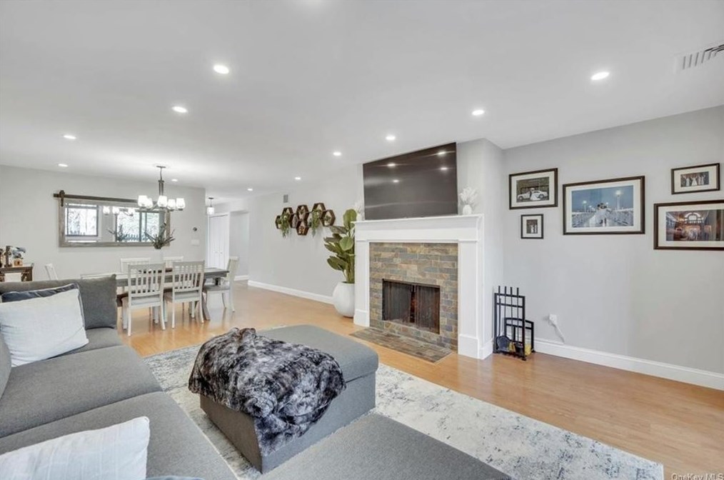 355 Martling Ave, North Tarrytown NY  10591-4711 exterior