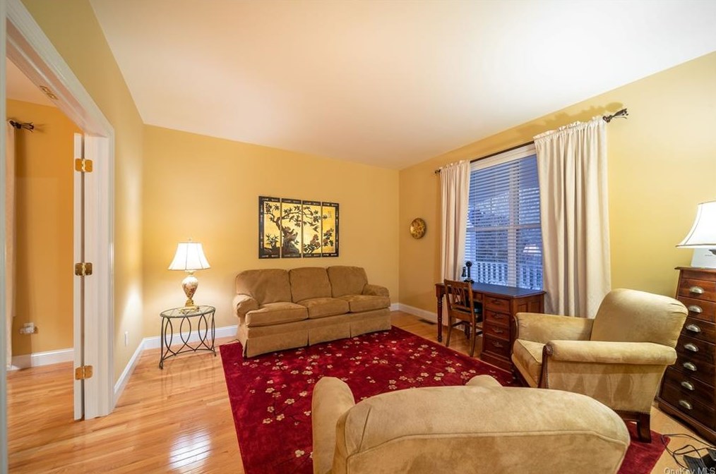 31 Four Corners Blvd, East Fishkill NY  12533-4309 exterior