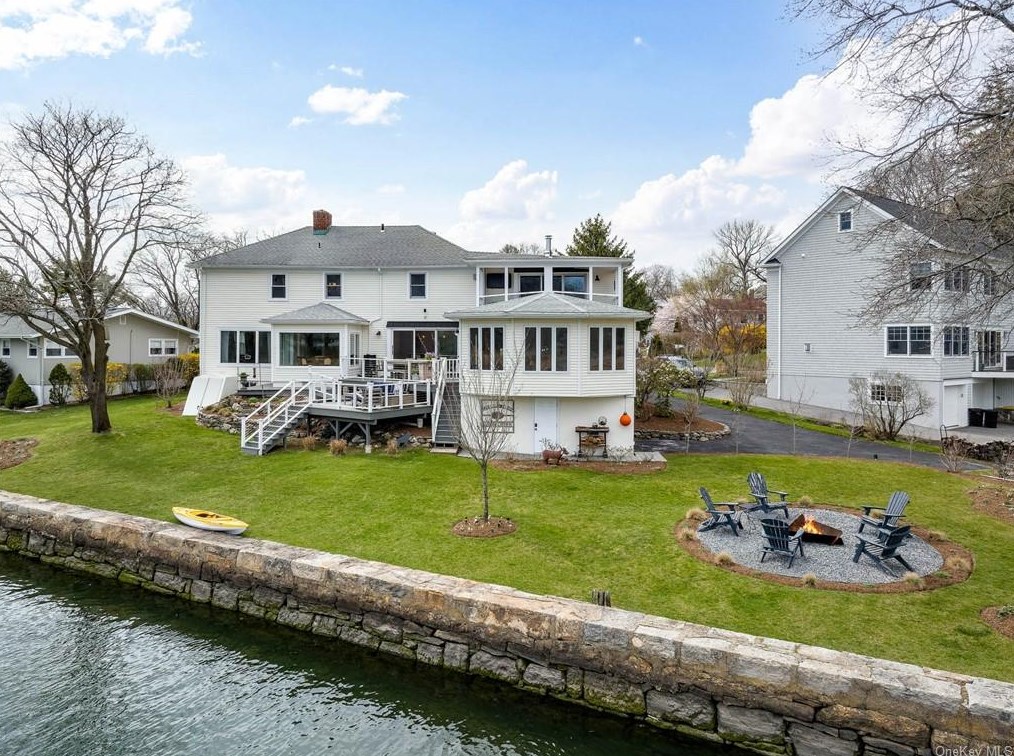 722 Guion Dr, Mamaroneck NY  10543-4019 exterior