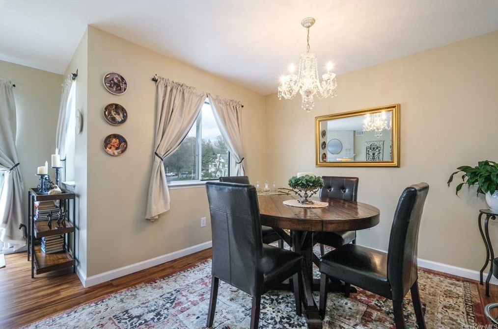 38 Bayberry Dr, Peekskill NY  10566-4859 exterior