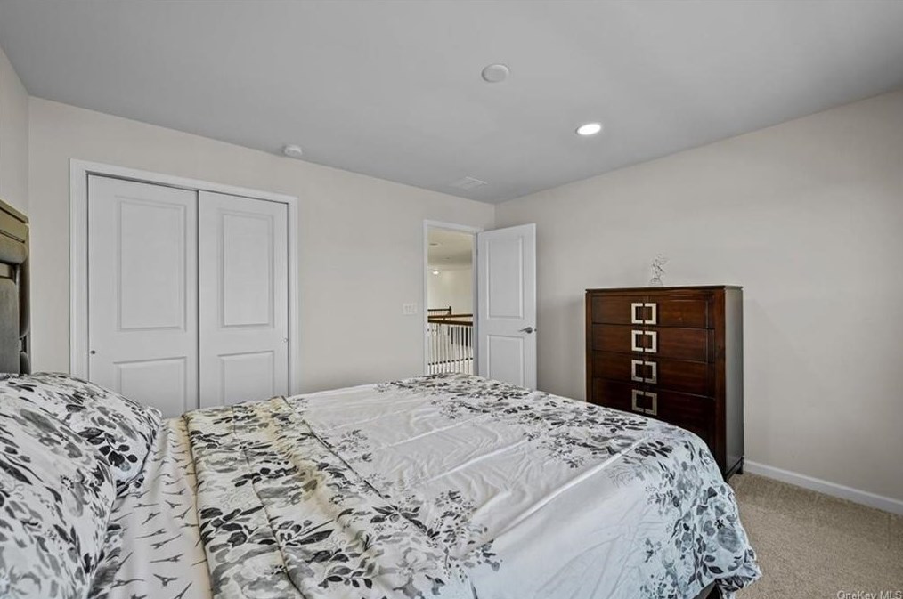 40 Fenton Way, East Fishkill NY  12533-7376 exterior