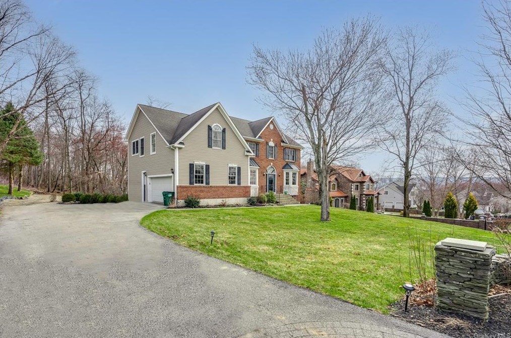 68 Sandy Pines Blvd, East Fishkill NY  12533-8212 exterior