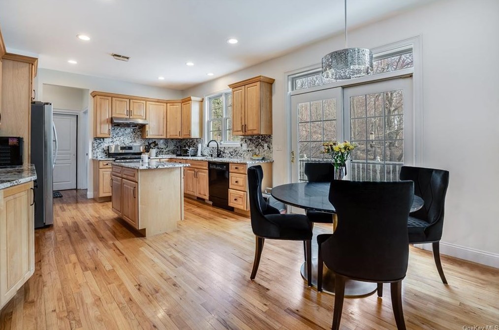 68 Sandy Pines Blvd, East Fishkill NY  12533-8212 exterior