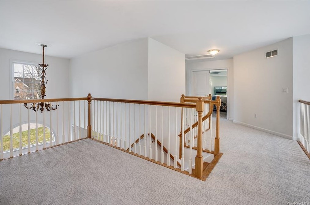 68 Sandy Pines Blvd, East Fishkill NY  12533-8212 exterior