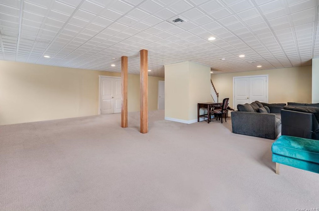 68 Sandy Pines Blvd, East Fishkill NY  12533-8212 exterior