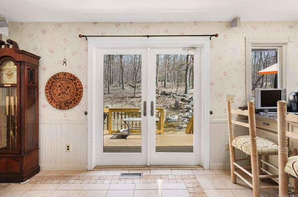 32 Lacrosse Rd, Kent Lakes NY  10512-3631 exterior