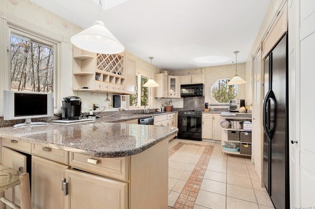 32 Lacrosse Rd, Kent Lakes NY  10512-3631 exterior