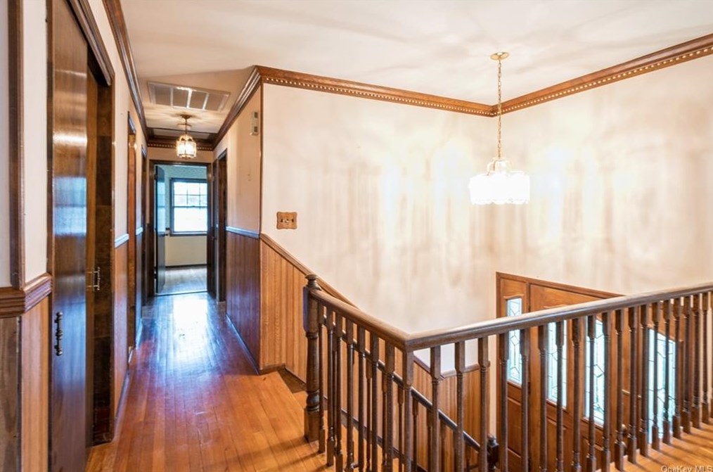 57 Clarkstown Rd, New City NY  10956-1226 exterior
