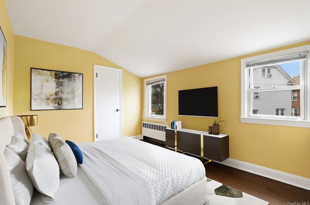 287 Kimball Ave, Yonkers NY  10704-3031 exterior