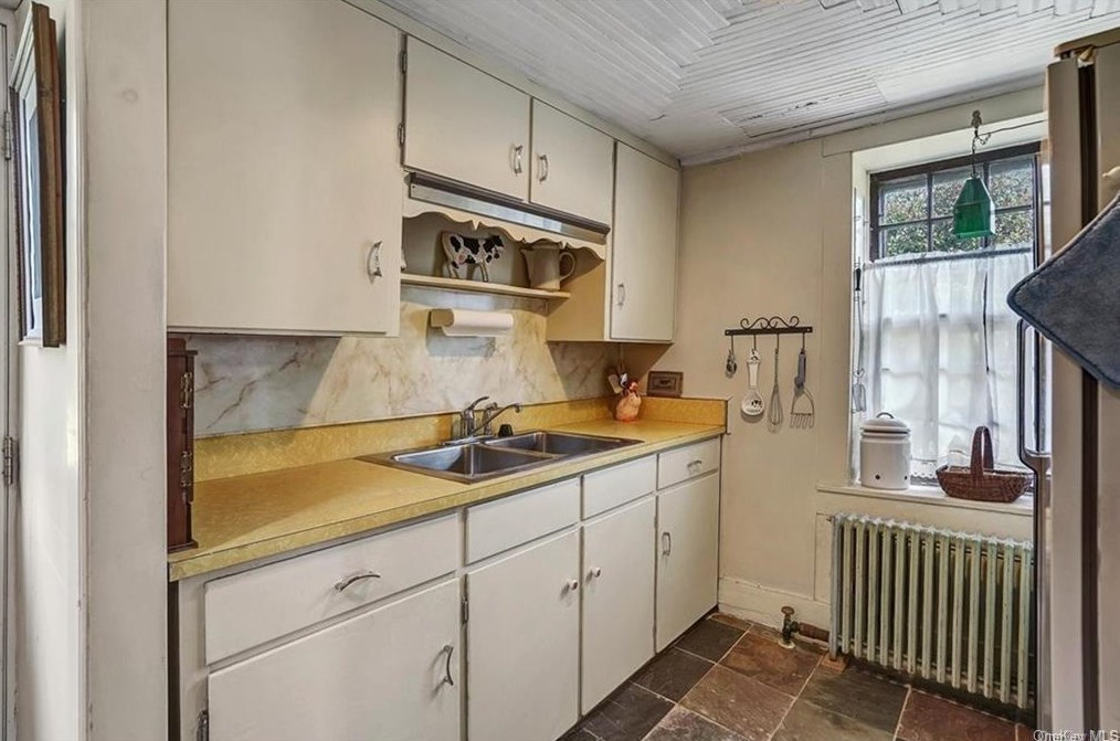 1751 State Route 209, Port Jervis NY  12785-9800 exterior
