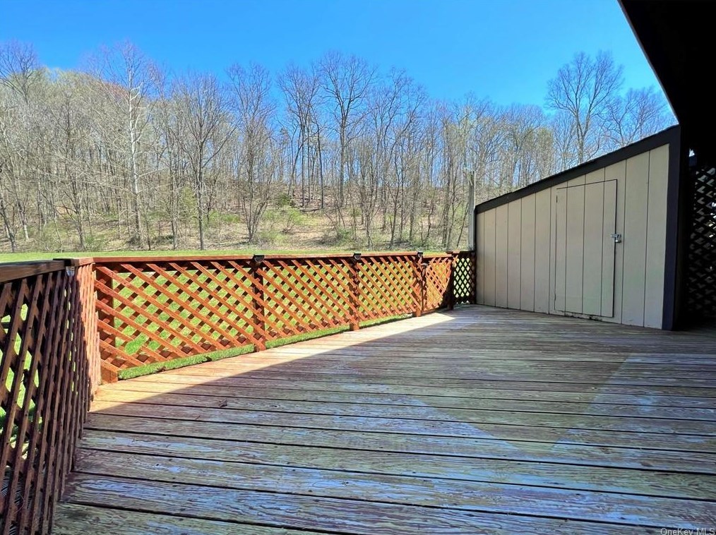 3103 Chelsea Cv, East Fishkill NY  12533-6930 exterior