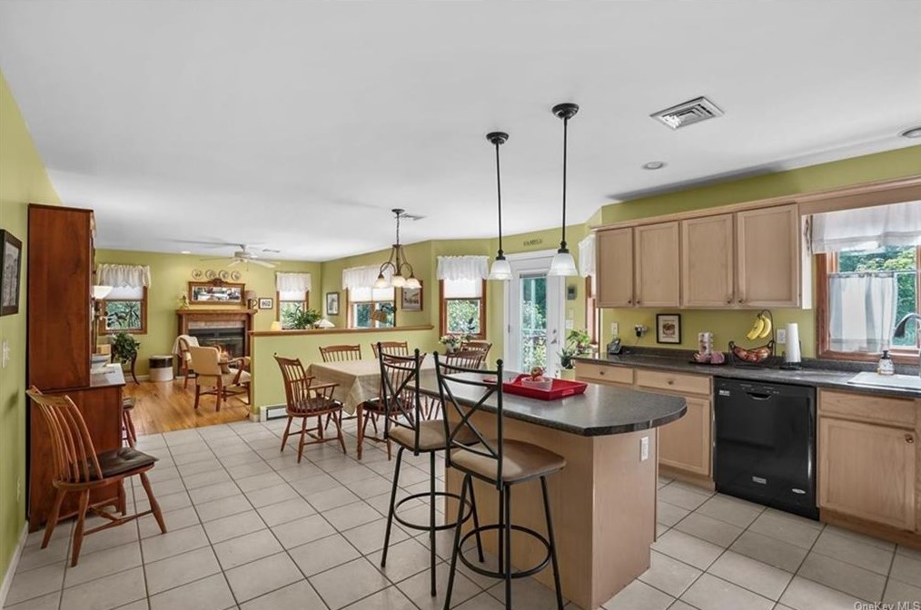 282 Spring St, Monroe NY  10950-3620 exterior