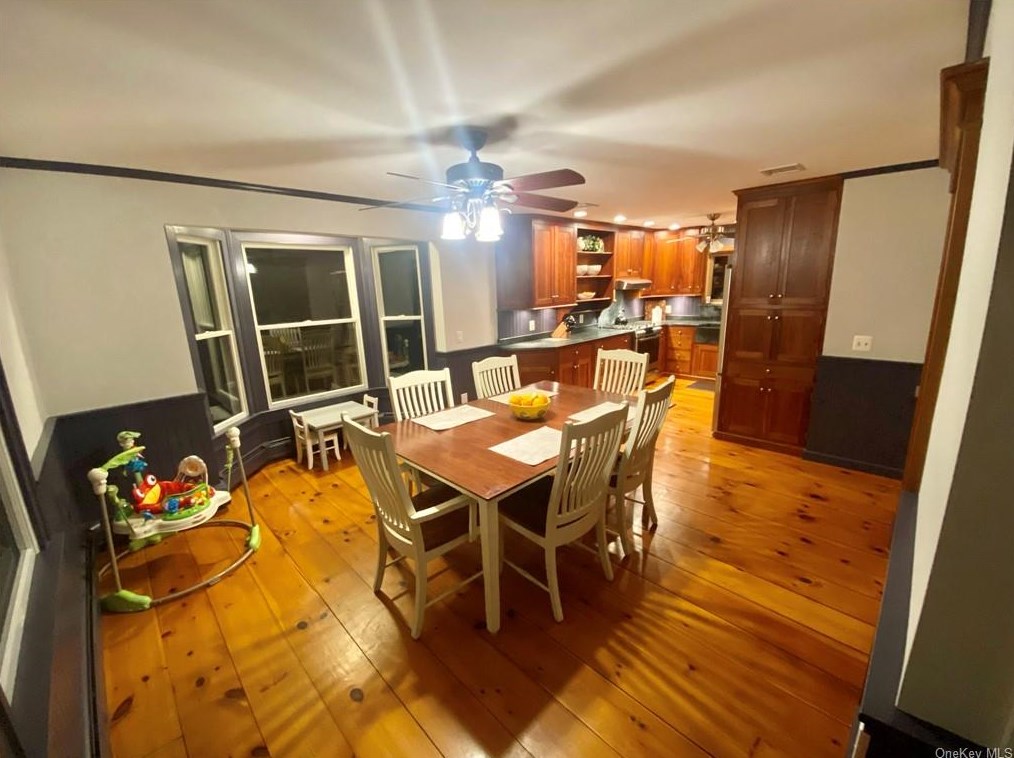 57 Clover Ridge Rd, Westtown NY  10998-3800 exterior